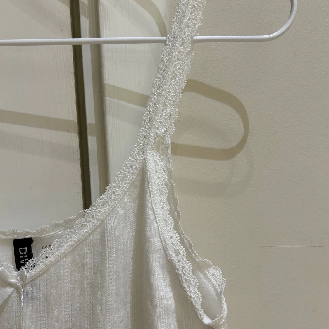 Vit spetskantad linnetopp  från H&M - 3