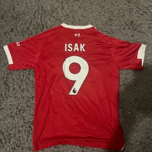 Alexander Isak 25/26 Liverpool - Storlek M