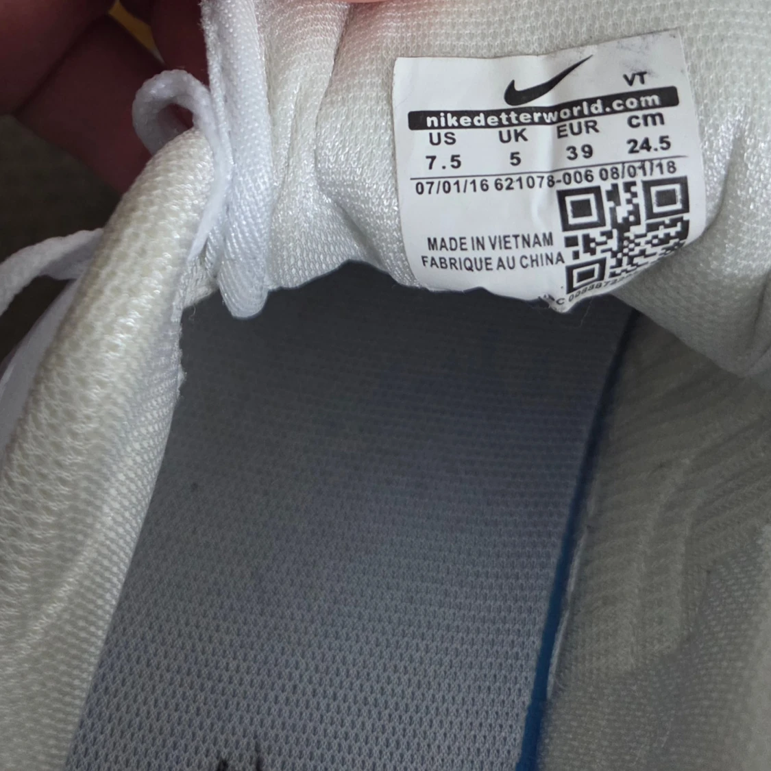 Nike CR7 vita och guld sneakers - 3