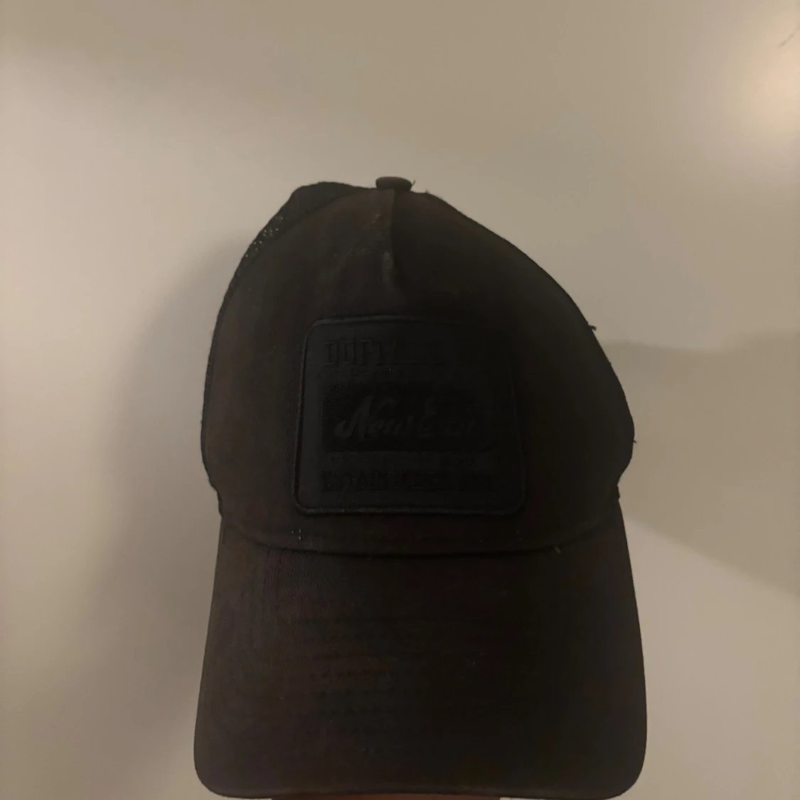 Svart truckerkeps från New Era