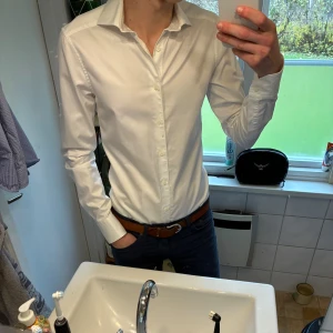 Vit stenströms skjorta  - Bra skick, strl 36