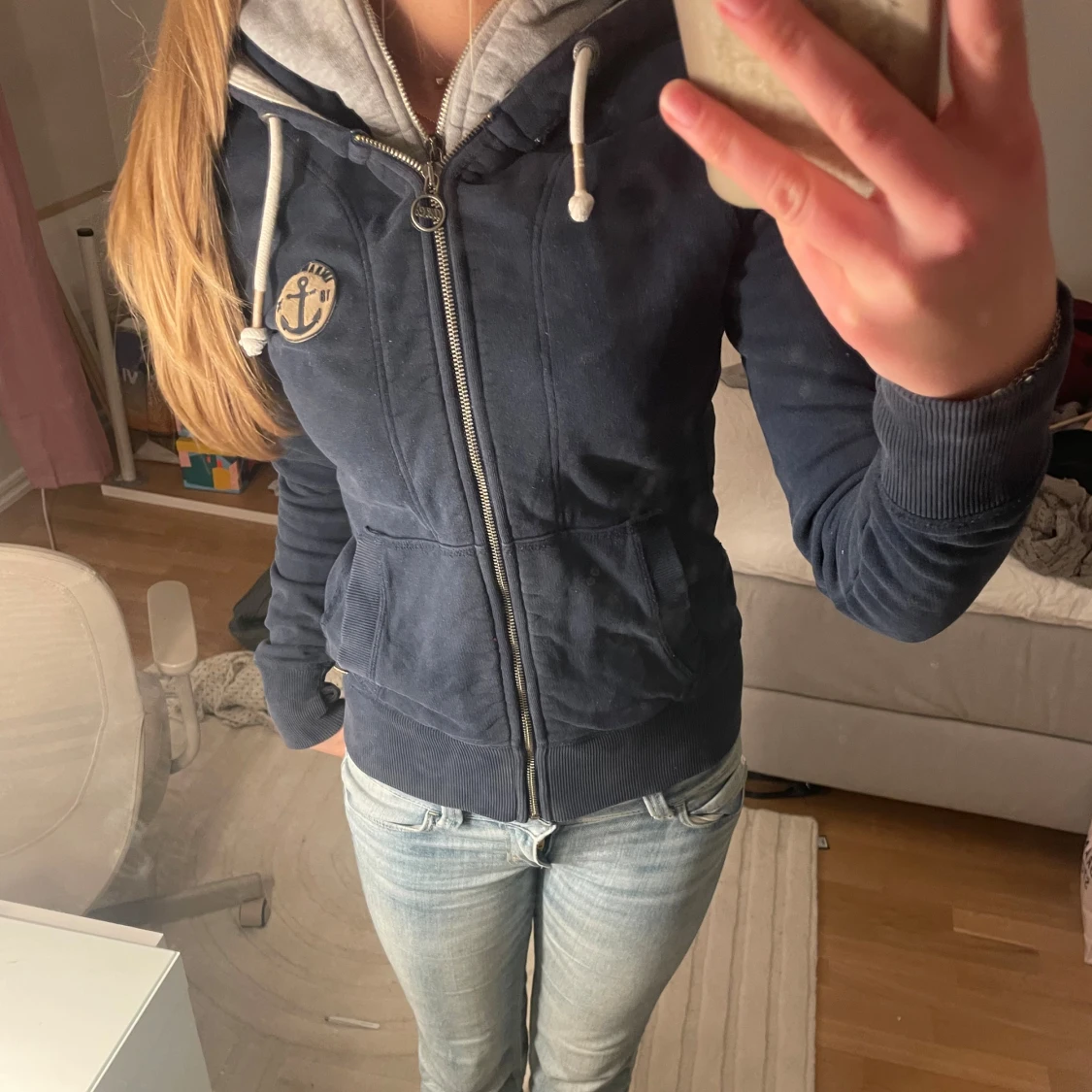 Marinblå zip hoodie  - 2