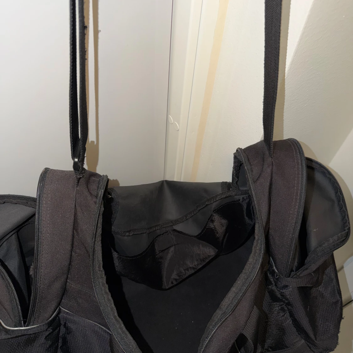 Svart träningsväska från Adidas - 1