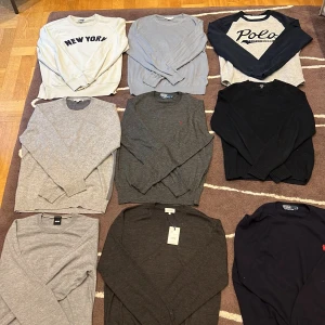 Tröjor 300 kr/styck - Alla tröjor finns nu ute för 300 kr styck. Märken som Boss, Tiger of Sweden, Ralph Lauren, JW Anderson, Sandö, Oscar Jacobsson med fler!🙌.     Skriv så fort du har frågor, alla tröjor finns på kontot!✅