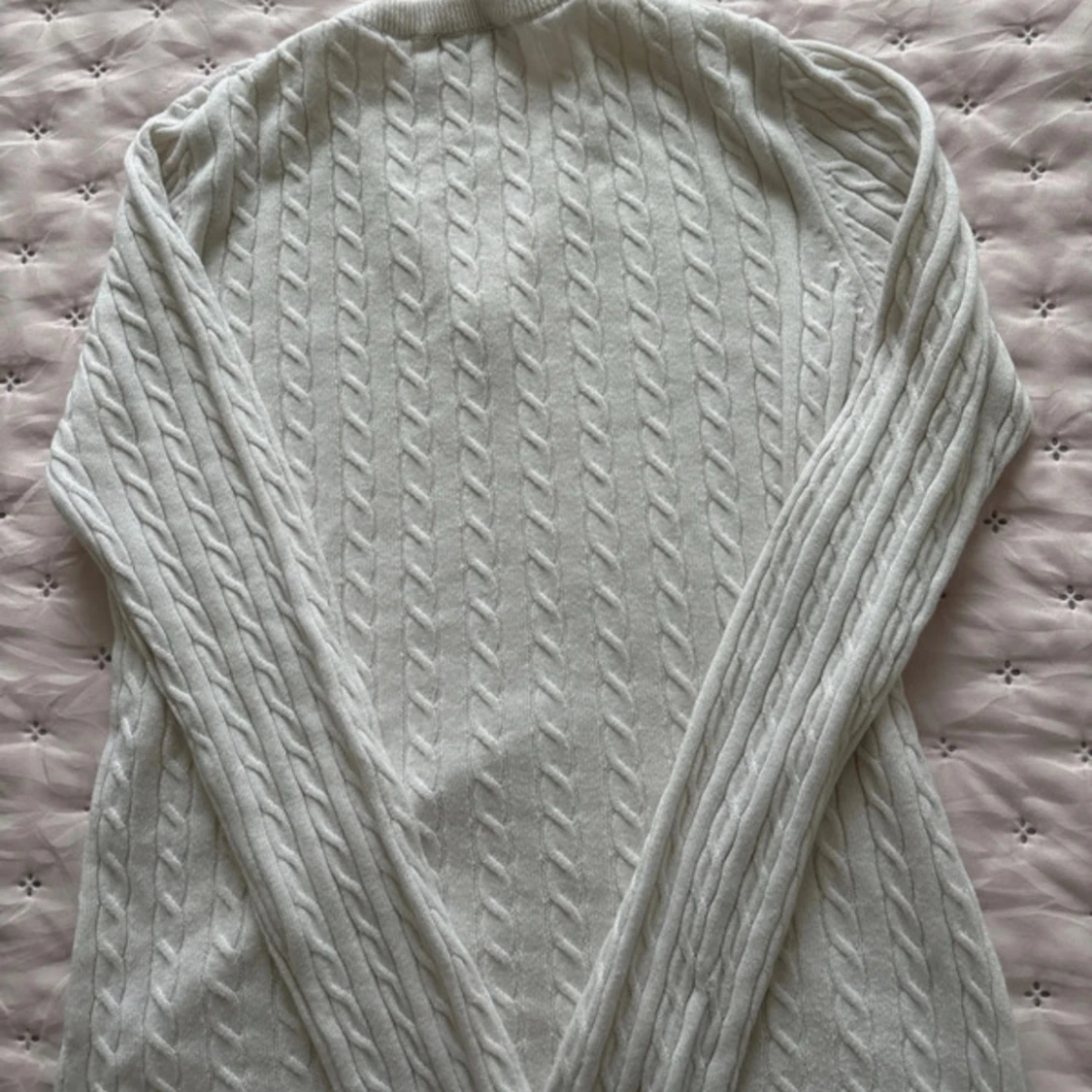 Vit kabelstickad tröja Tommy Hilfiger - 1