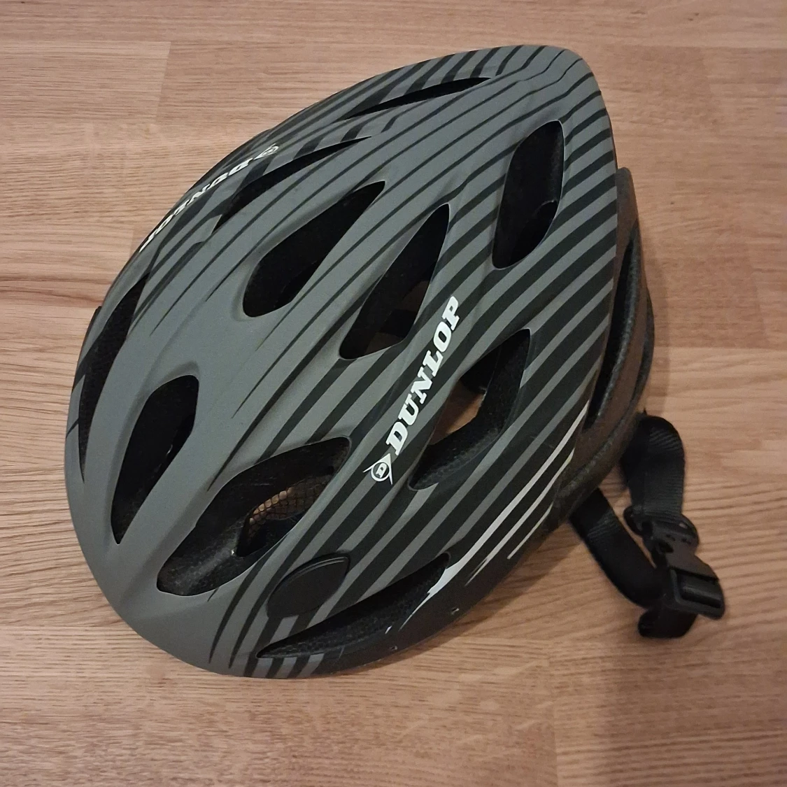 Grå och svart cykelhjälm Dunlop - 3