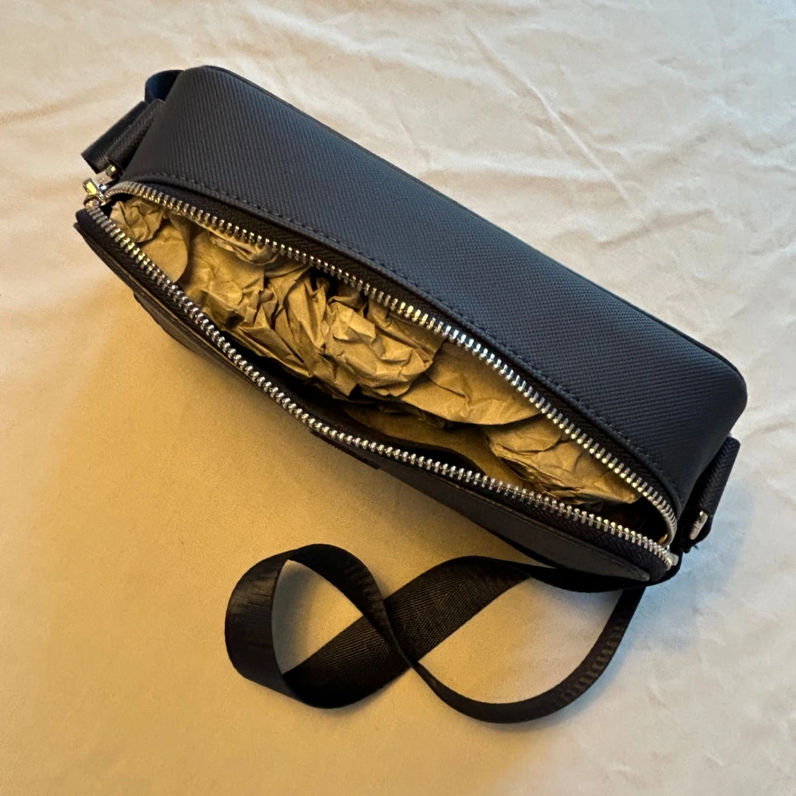 Svart axelväska  Lacoste - 3