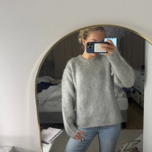 Stickad tröja från hm - En stickad tröja från hm som är helt ny