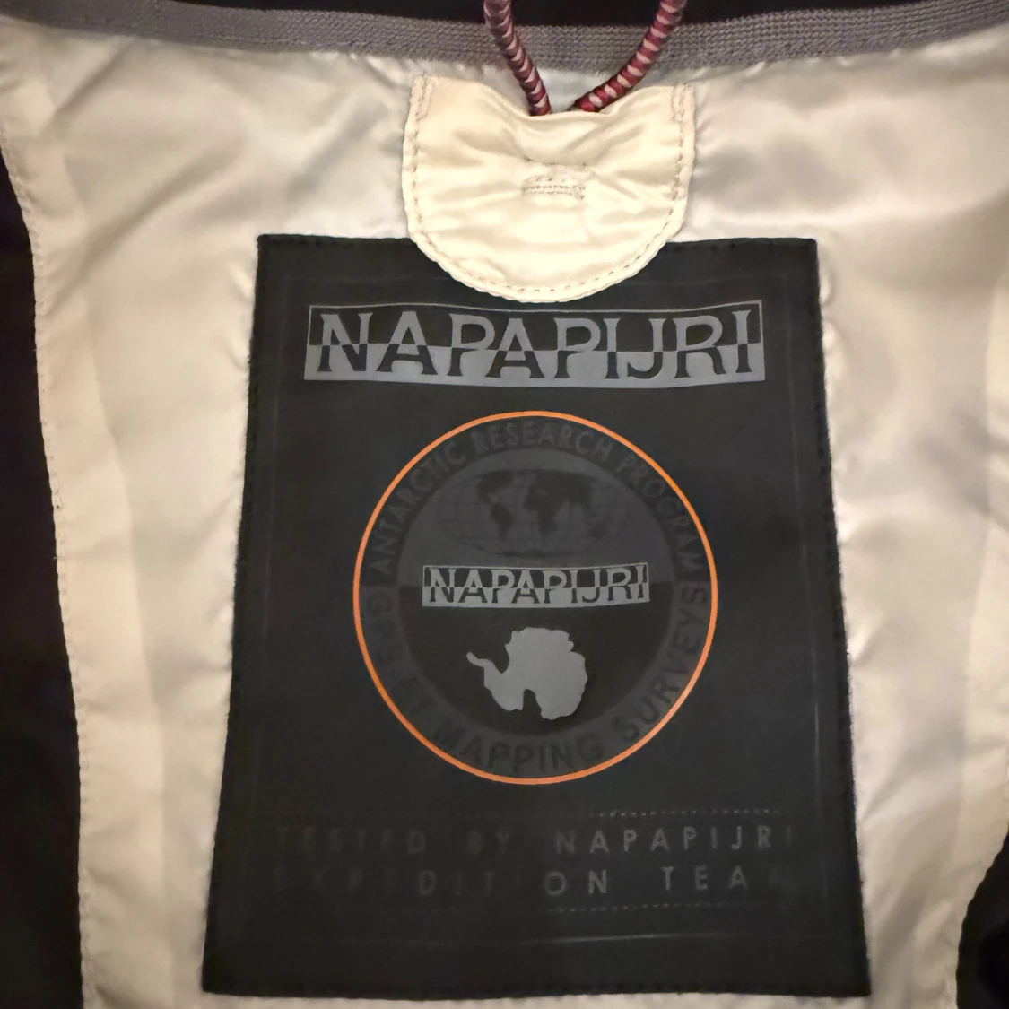 Vit dunjacka från Napapijri - 3
