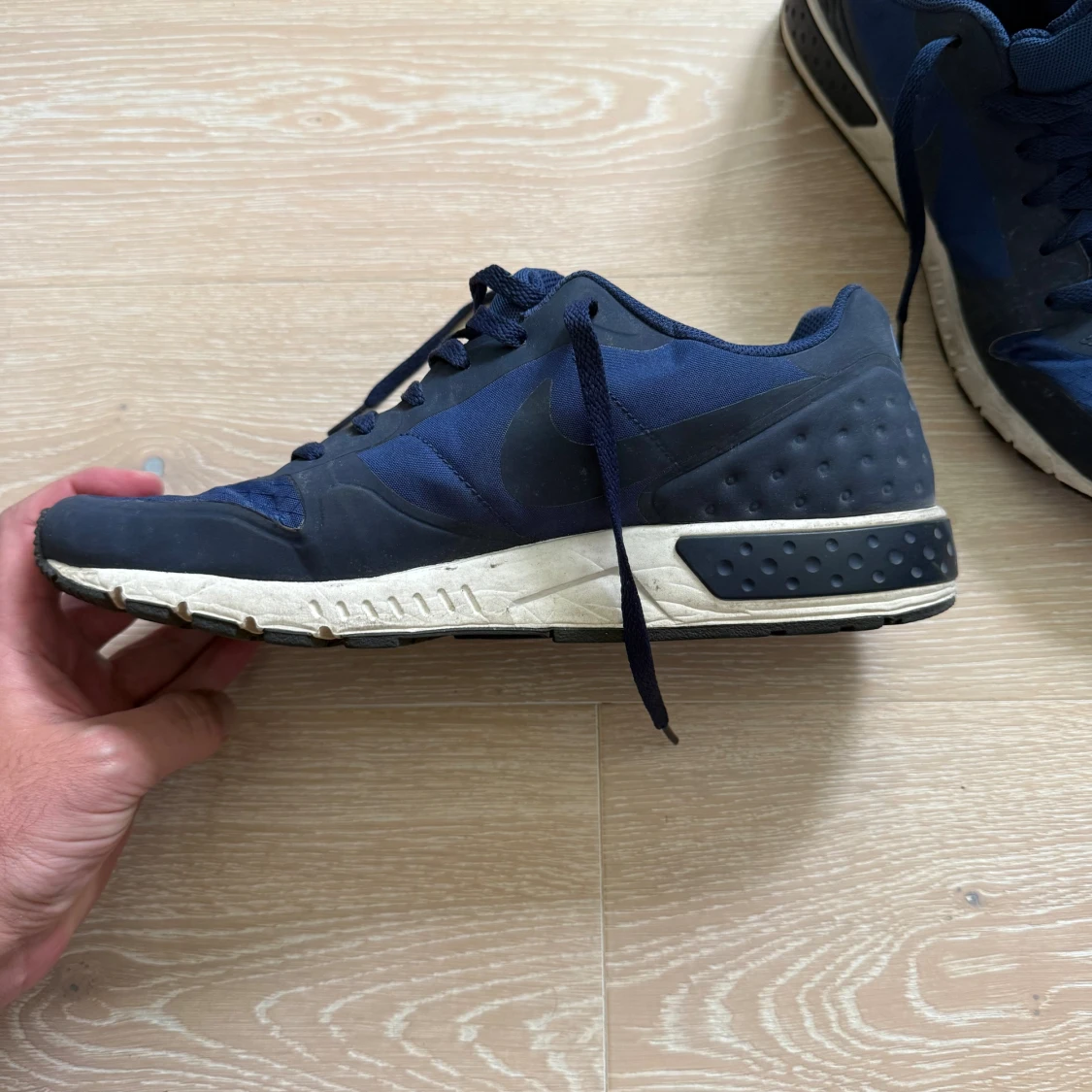 Mörkblå Nike sneakers strl 45 - 1