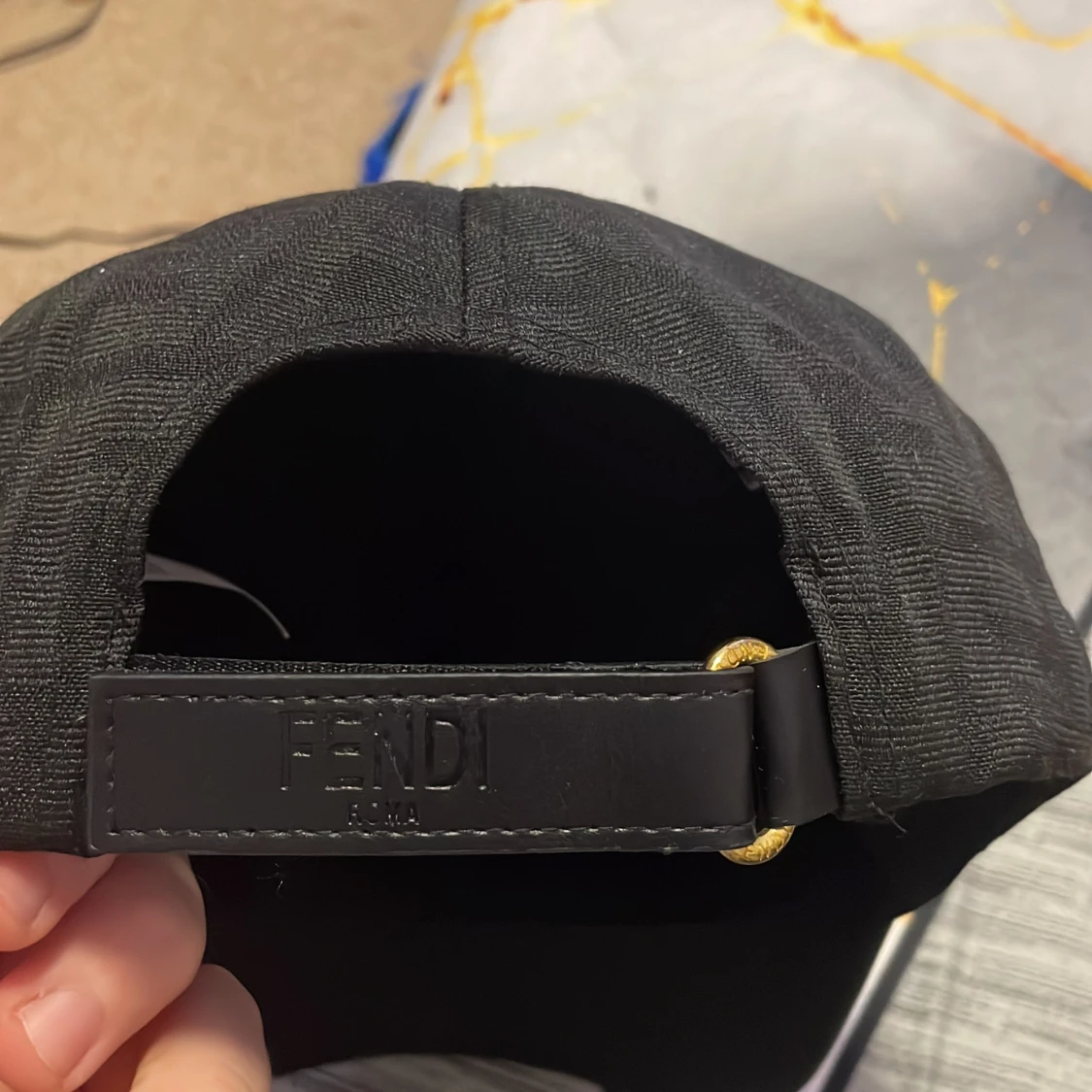 Svart Fendi keps med logomönster - 4