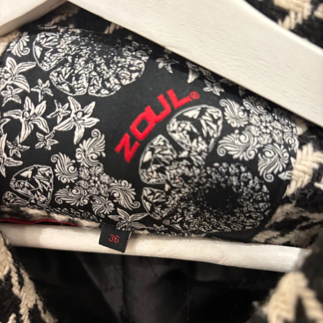 Rutig kavajjacka från Zoul, storlek 36 - 3