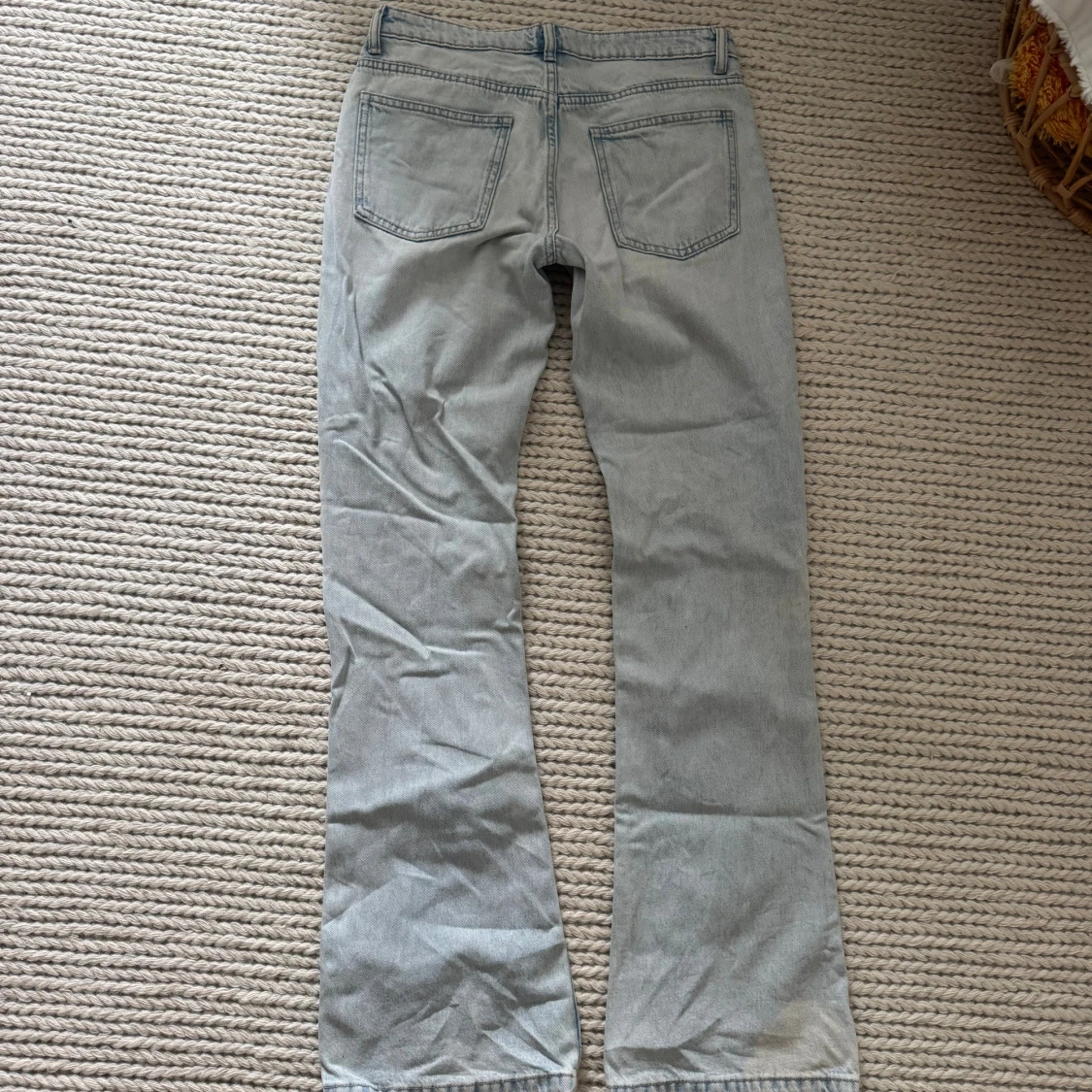 Ljusblå jeans från zara - 4