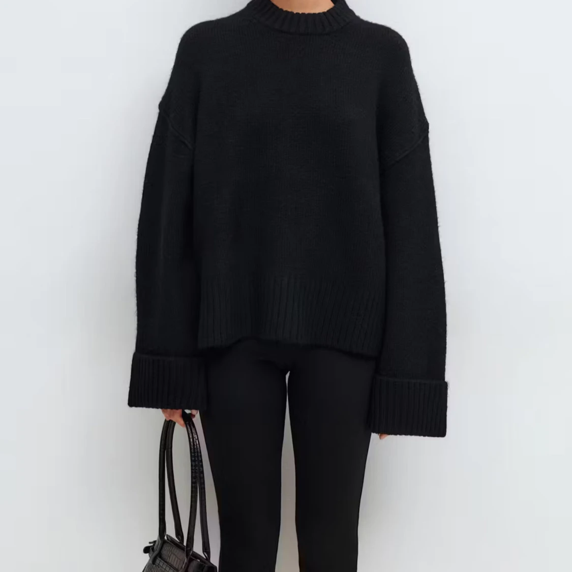 Svart stickad oversized tröja från Ahnacoot