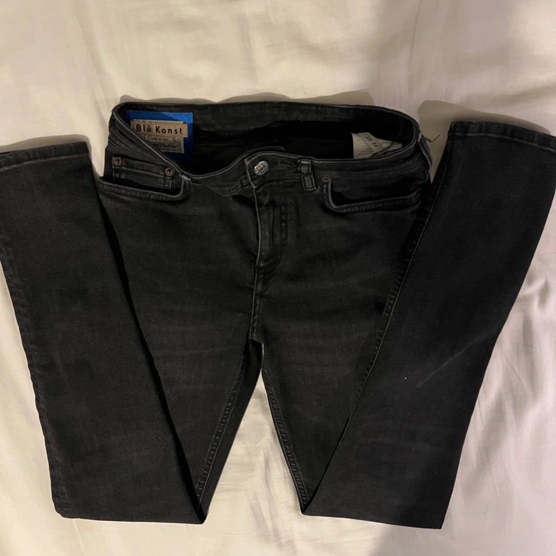Svarta Acne Studios Blå Konst jeans - 2