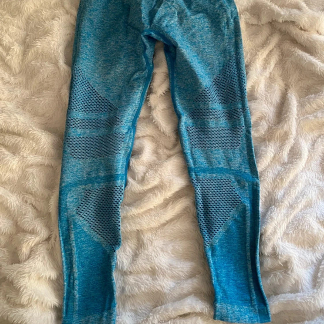 Blå träningstights i meshdetalj M - 1