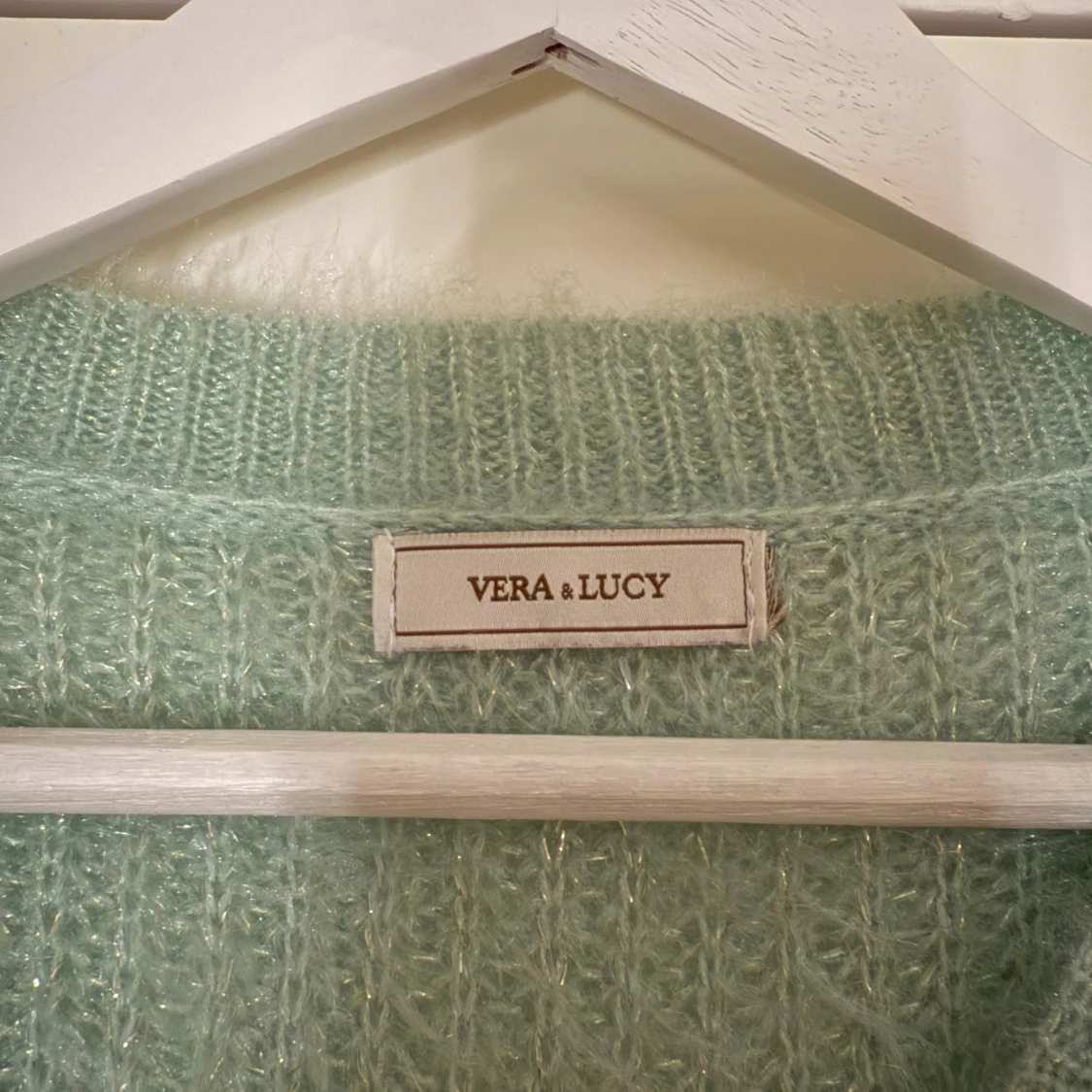 Fluffig stickad tröja  - 2