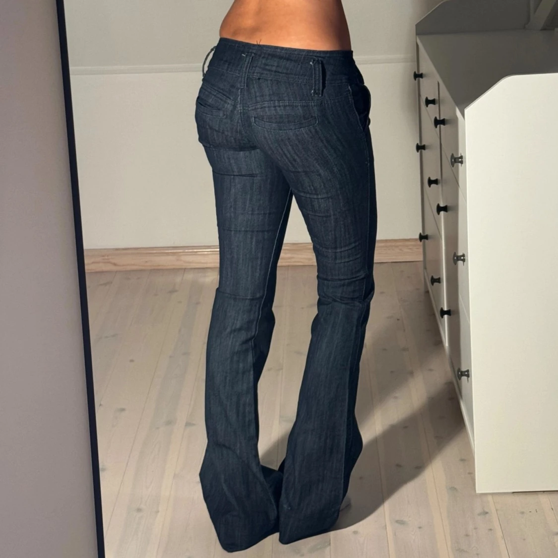 Low bootcut jeans  - 90