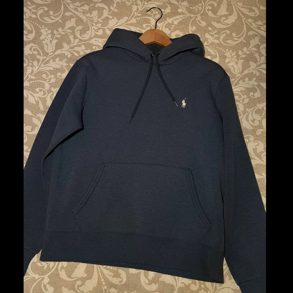 Marinblå hoodie från Polo Ralph Lauren - 1