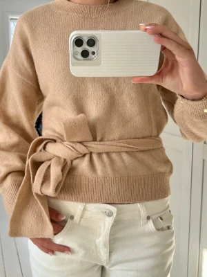 stickad tröja - superfin!!!❣️💕💕🥹