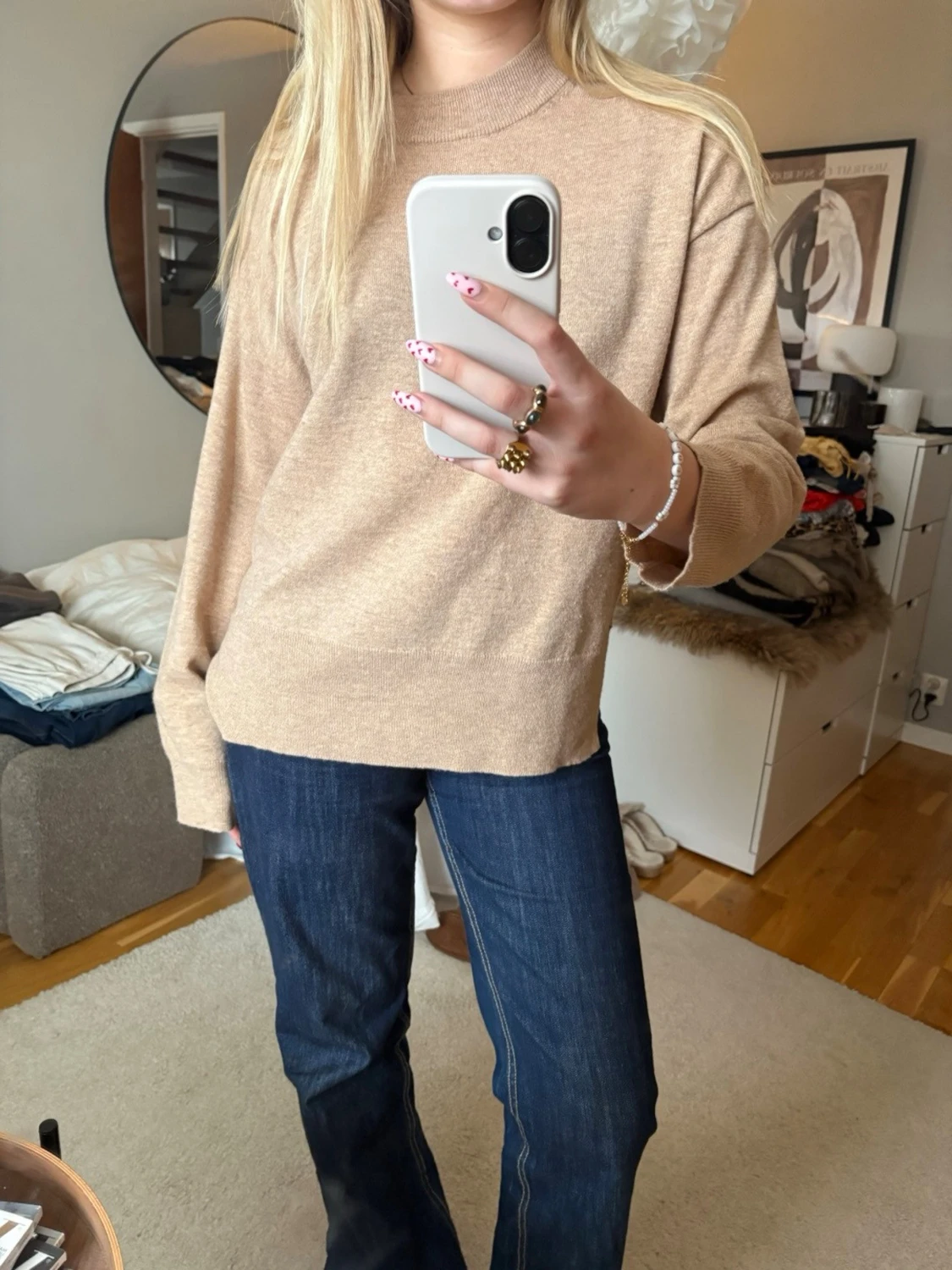 Beige stickad tröja