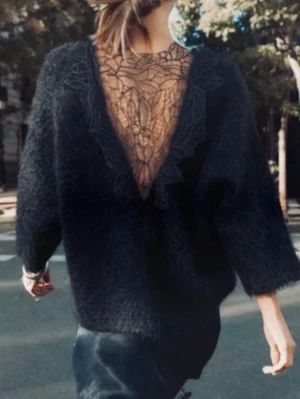 Topp - Storlek s från Zara, helt ny! 