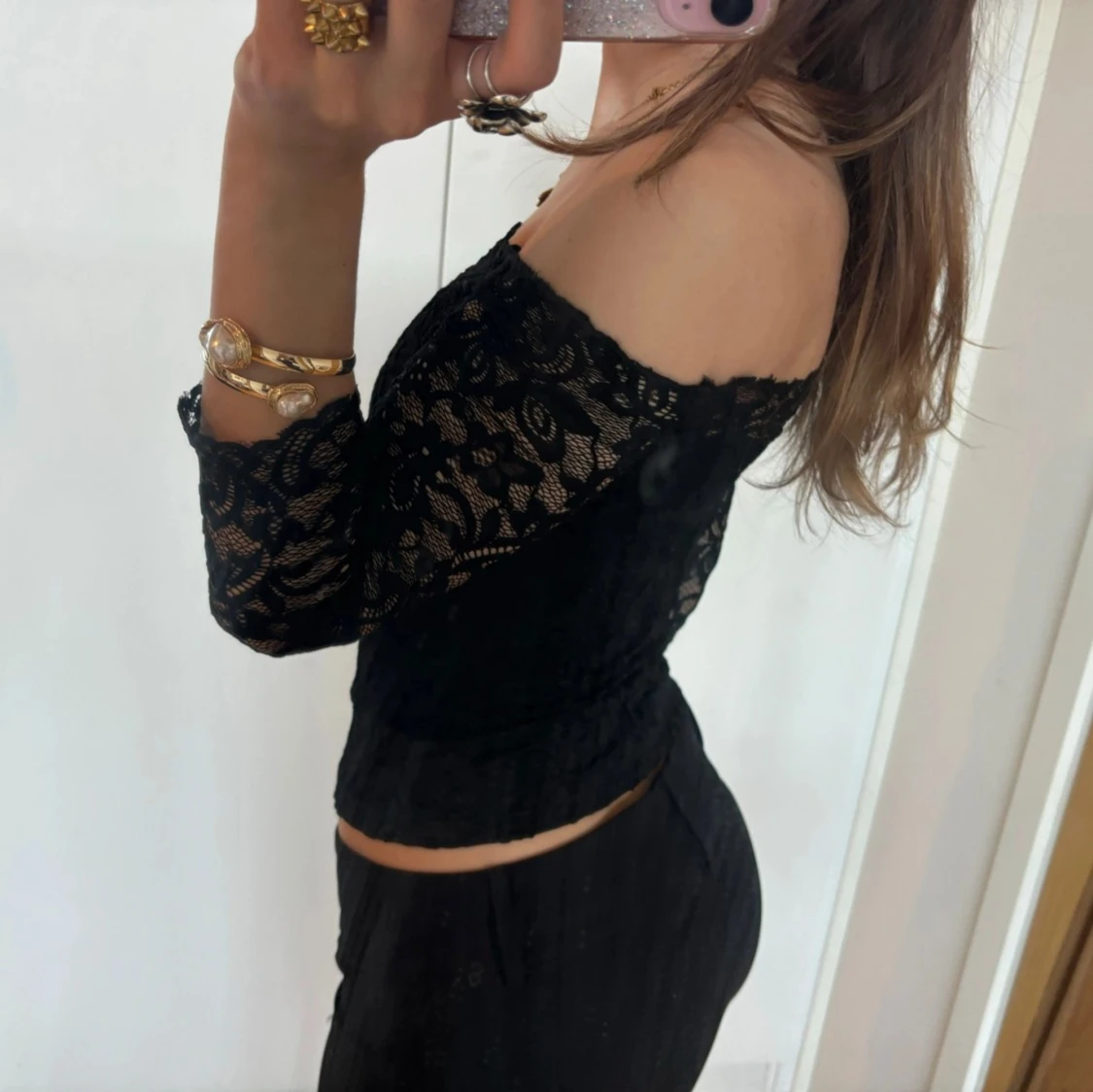 Off shoulder trekvartsärmad spetstopp  - 3