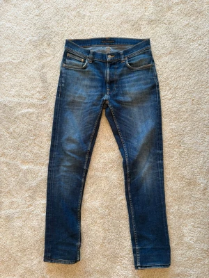 Nudie selveadge jeans Lean Dean - Feta med sjuk tvätt! Pris kan diskuteras. Skriv vid frågor 