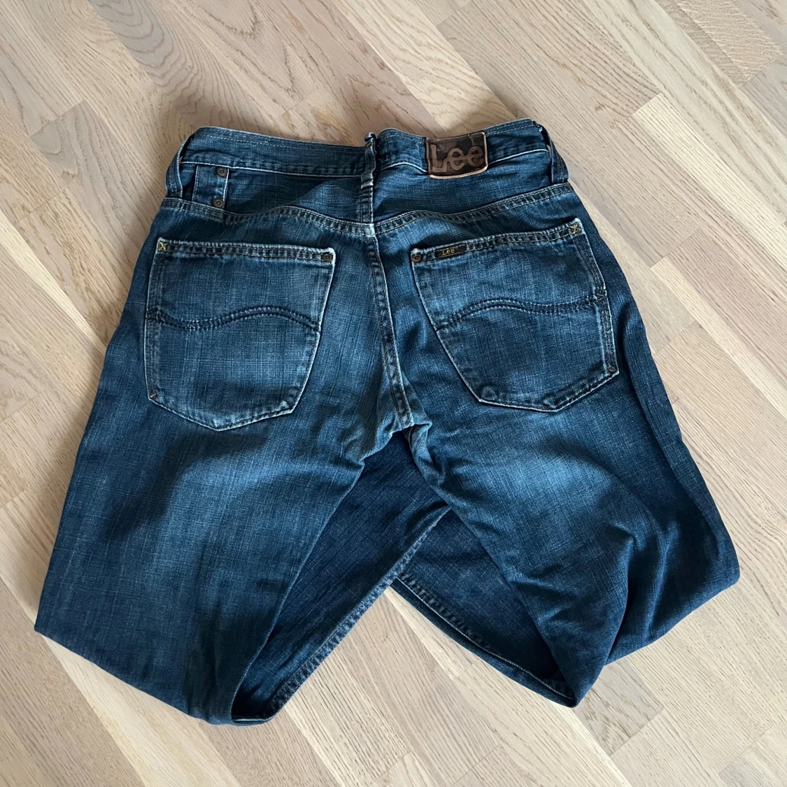 Mörkblå jeans från Lee - 3