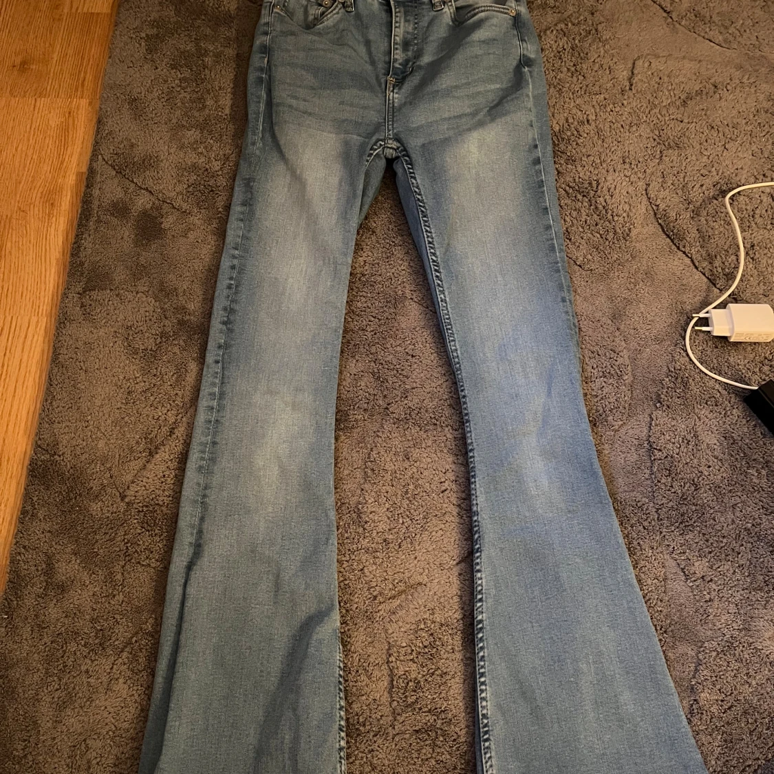 Bootcut ljusblå jeans