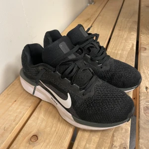 Nike Löparskor - Riktigt bra skick inte använt mycket | Nypris 1300 | Nike Air Winflo 11 |