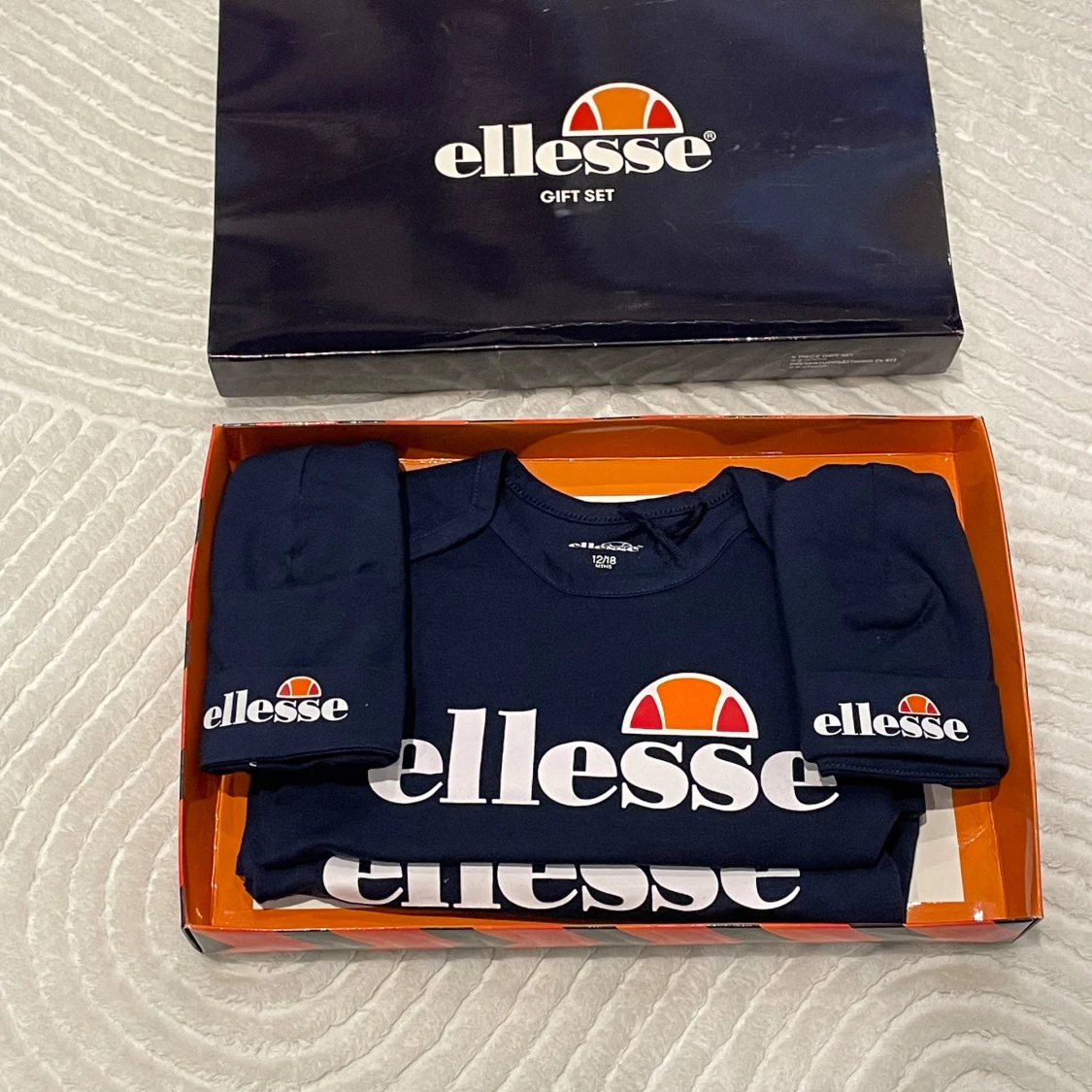 Ellesse baby set 12-18 mån nytt med tagg - 2