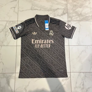 Real Madrid T-Shirt ”Mbappe” - Helt ny aldrig använt👍