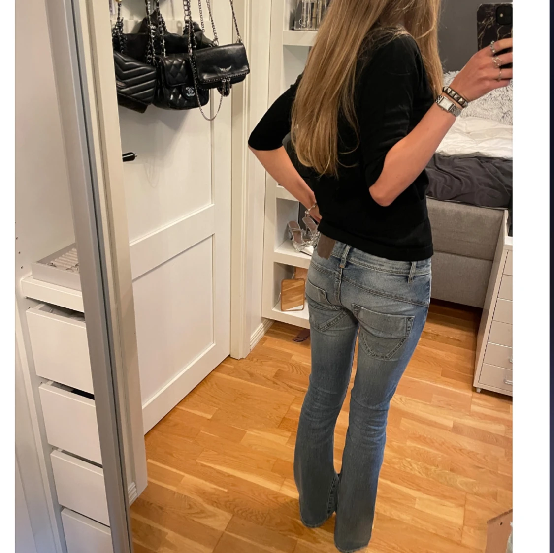 Lågmidjade bootcut jeans - 3