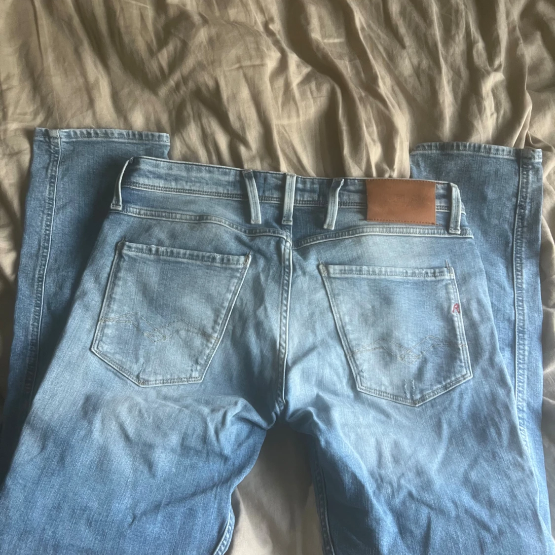 Replay Anbass ljusblå slitna jeans - 2