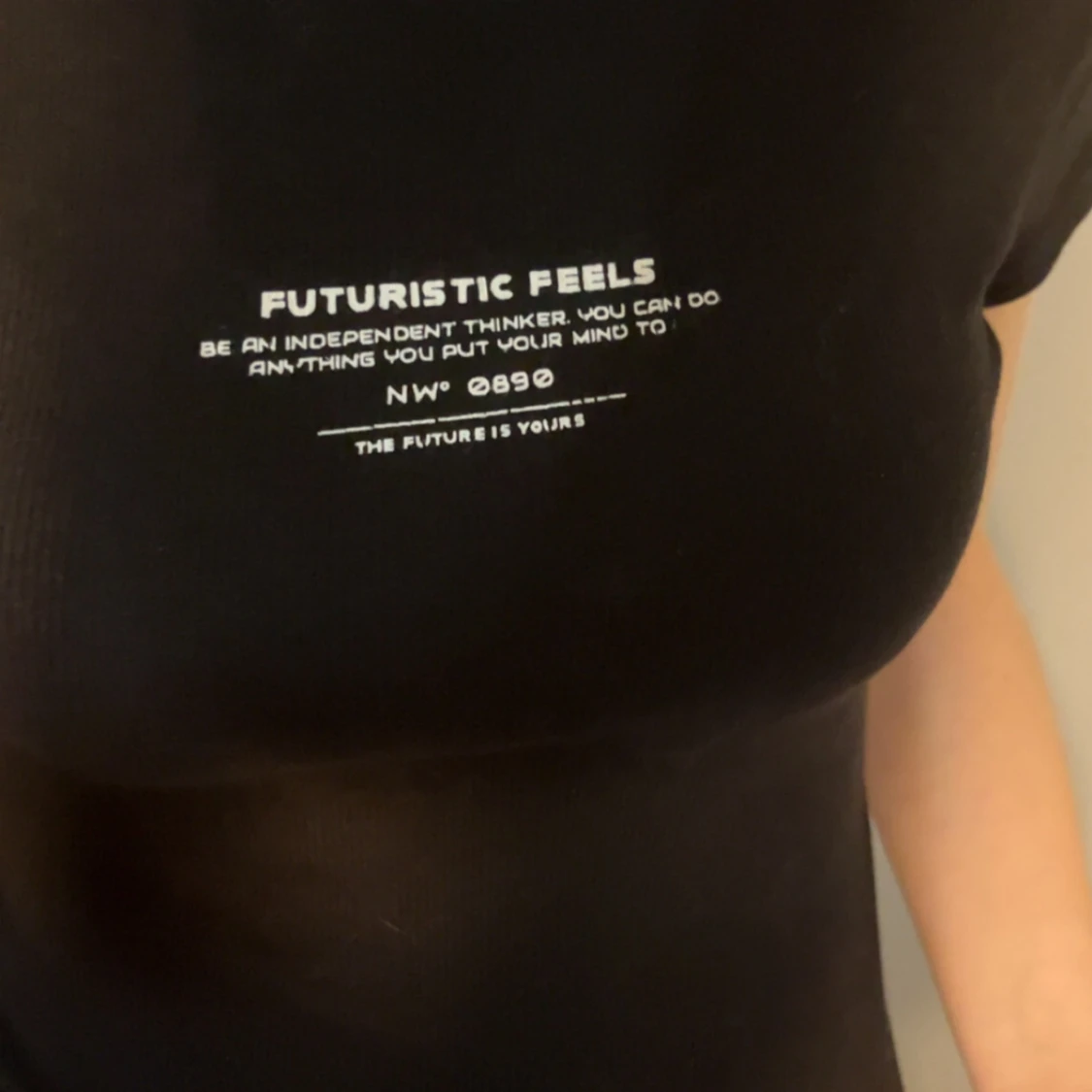 Svart topp med tryck från H&M Divided XS - 1