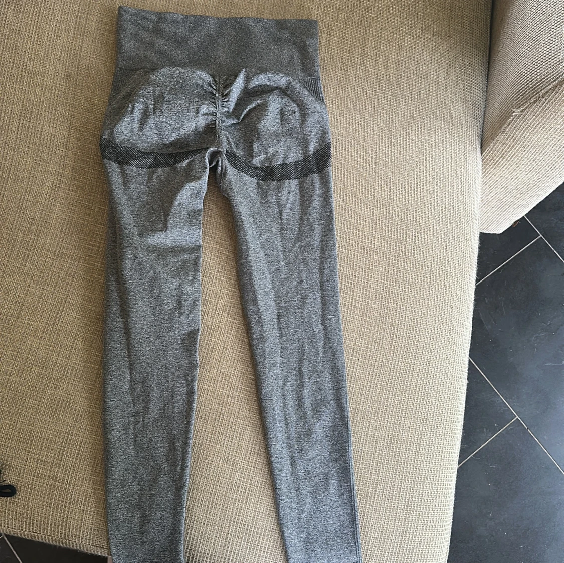 Grå höga seamless leggings - 1