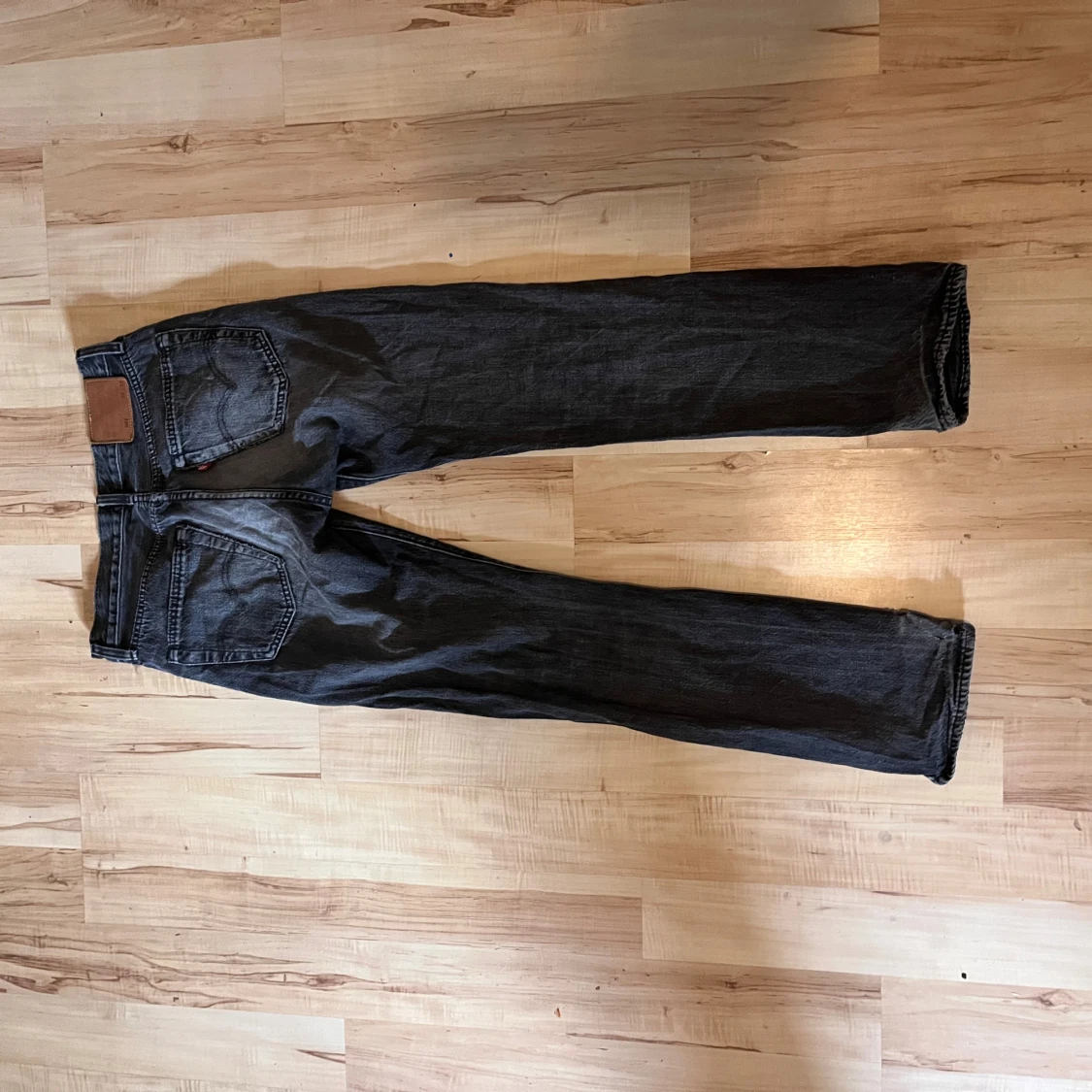 Levi's 501 svarta jeans, W28 L32 - 1