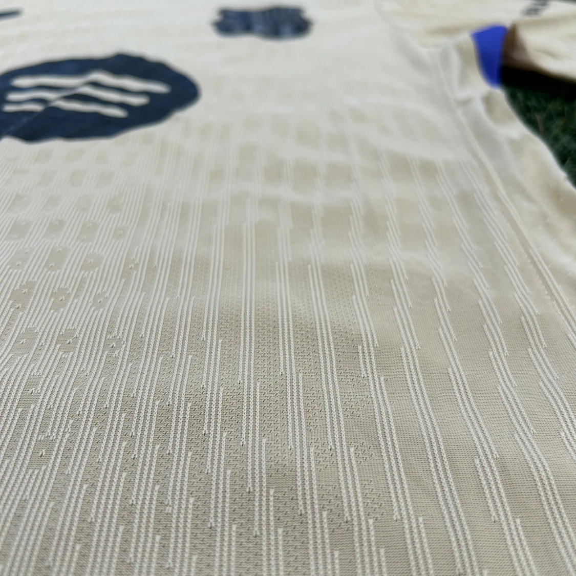 Beige FC Barcelona Nike fotbollströja - 2