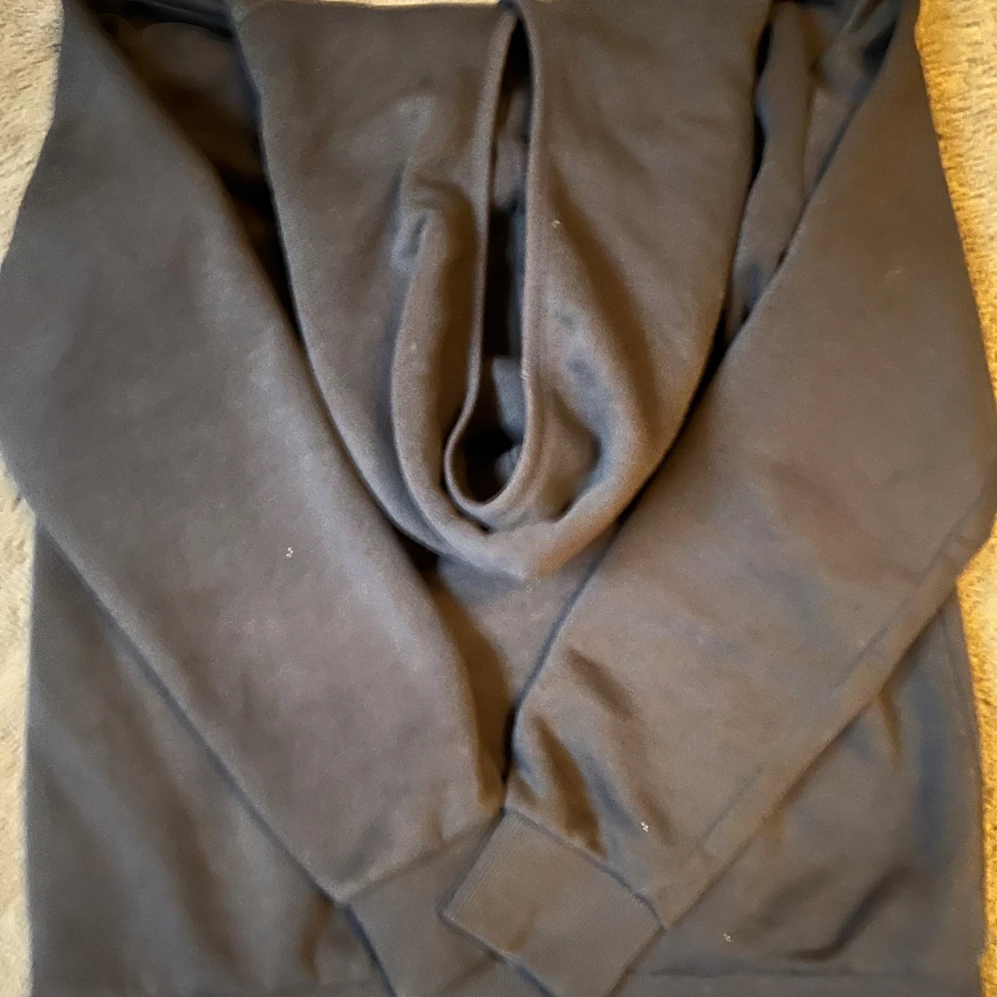 Mörkblå hoodie Peak Performance 160 - 1