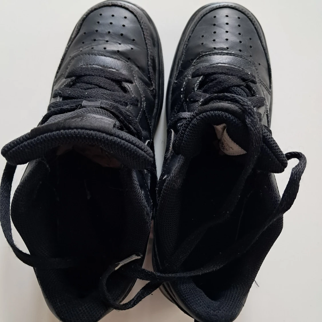 Svarta Nike Air Force 1 sneakers - 4