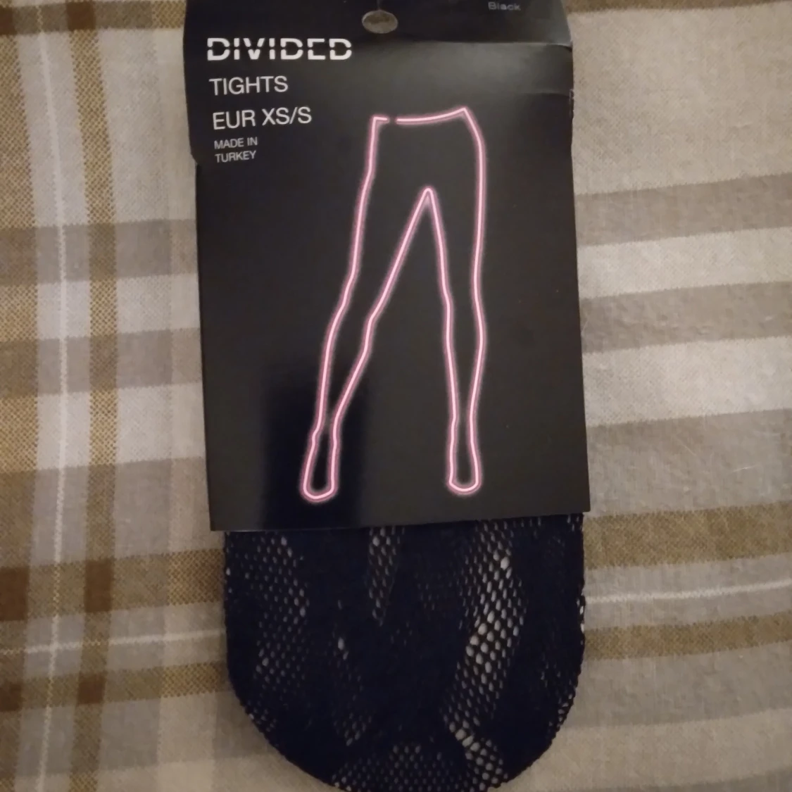 HELT NYA OANVÄNDA Svarta nätstrumpbyxor / strumpbyxor / tights från Divided. XS/S