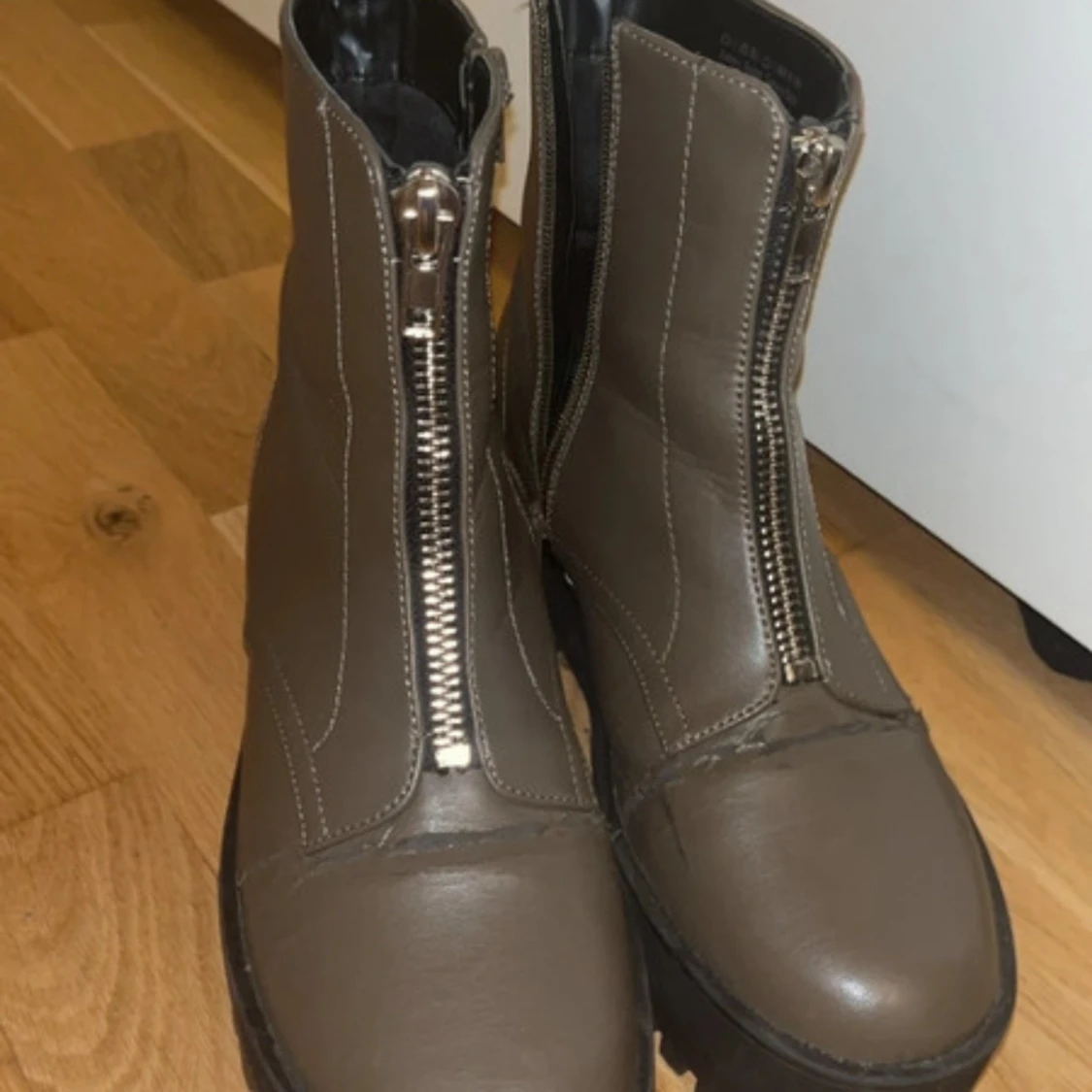 Bruna boots med dragkedja - 1