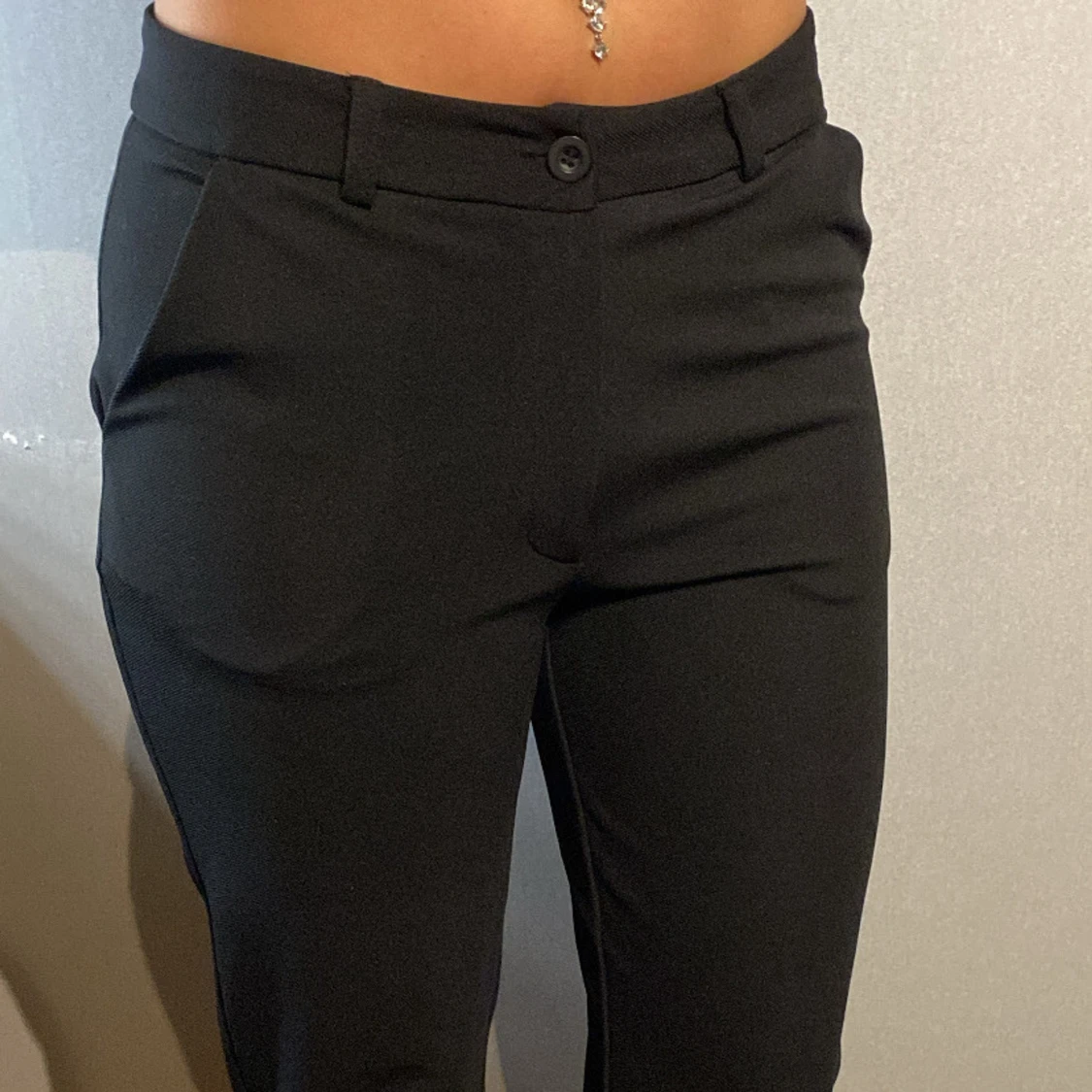 Svarta kostymbyxor - 1