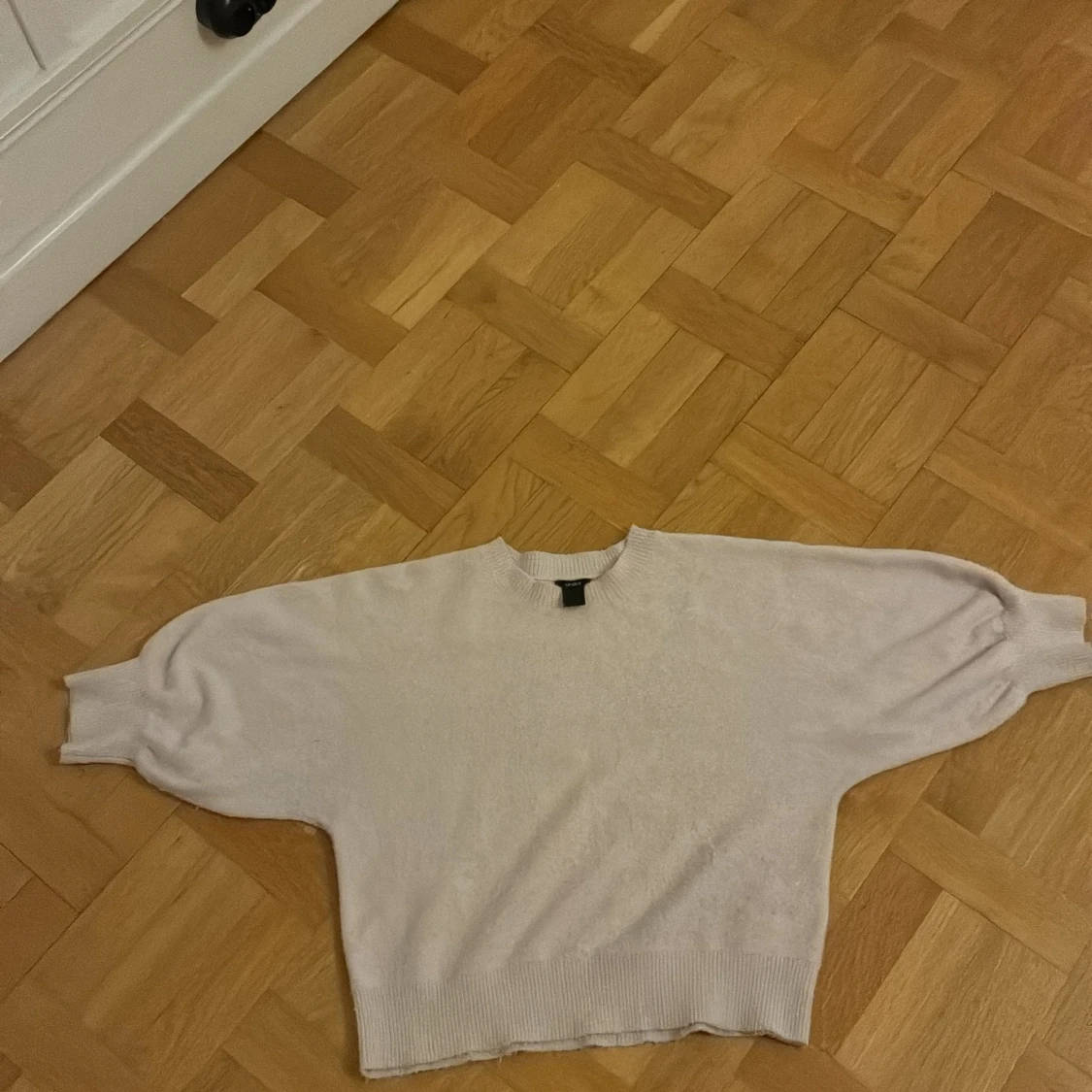 Ljusrosa stickad tröja från Lindex  - 1