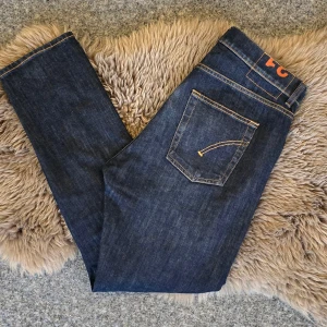 Dondup jeans - Dondup jeans i storlek 31