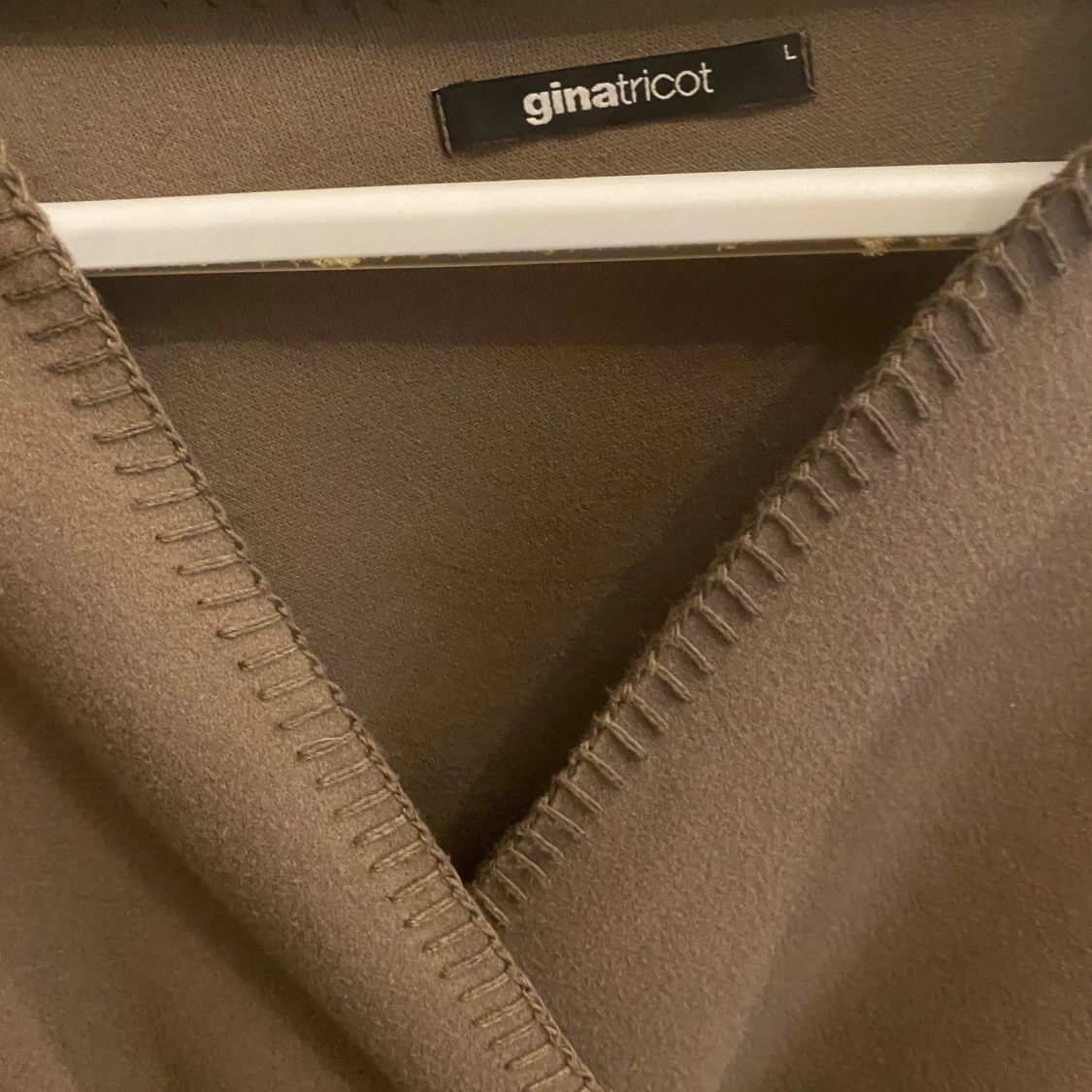 Beige omlottkofta från Gina Tricot - 1