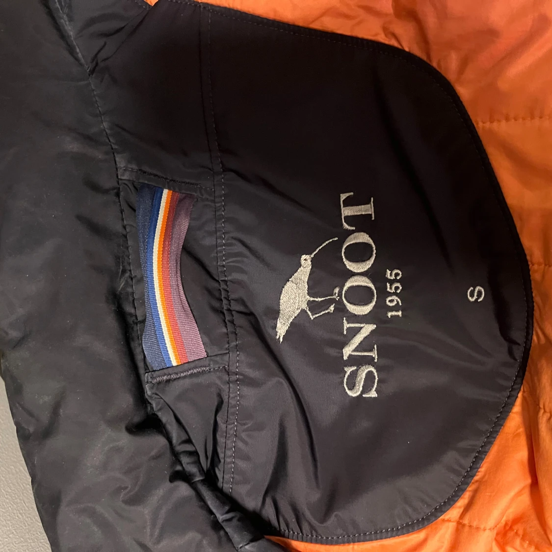 Mörkblå vindjacka från Snoot - 2