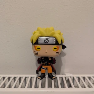 Naruto Funko Pop utan förpackning - Naruto funko pop i bra skick men tyvärr ingen förpackning.