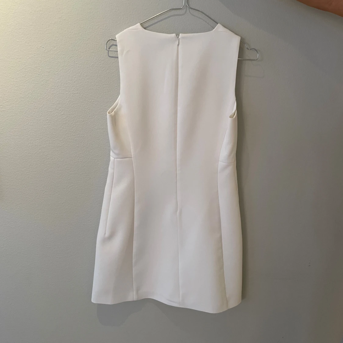 Vit ärmlös kortklänning från Zara - 1